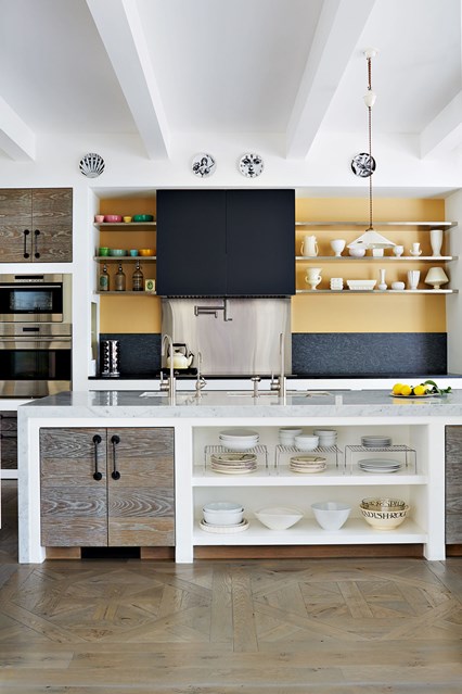 6 easy ways to make your small kitchen look bigger